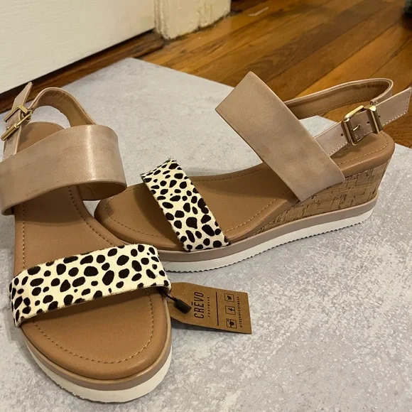 Crevo Animal Print Leather Wedge Sandals in Off-White Size 7 - Picture 1 of 7